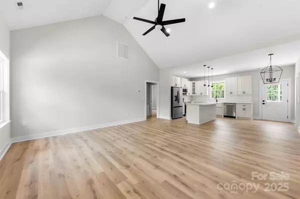 Blacksburg, SC 29702,109 Darvee RD