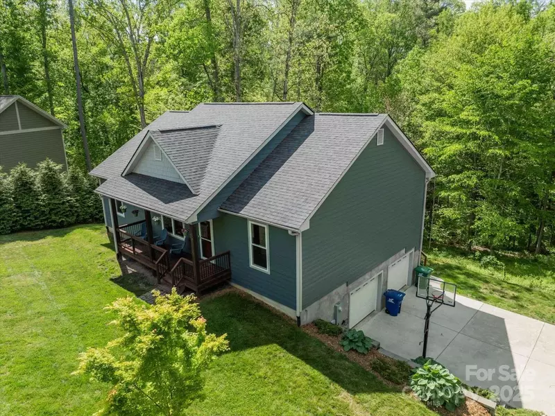 36 Nader AVE, Weaverville, NC 28787