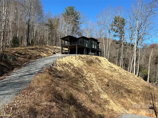 Lenoir, NC 28645,3149 Winter Hawk LN