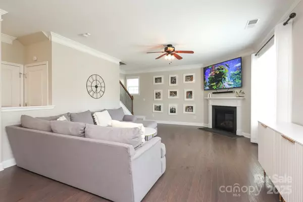 Charlotte, NC 28278,8317 Dallas Bay RD