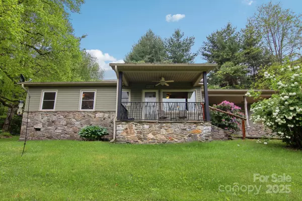 Waynesville, NC 28786,51 Atari RD