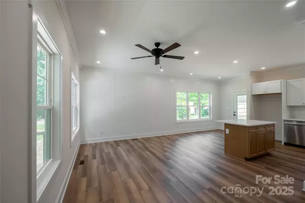 Huntersville, NC 28078,7426 Hambright RD
