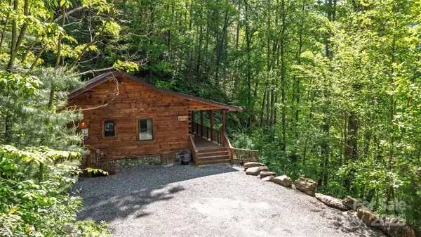 Bryson City, NC 28713,242 Eagles Roost RD