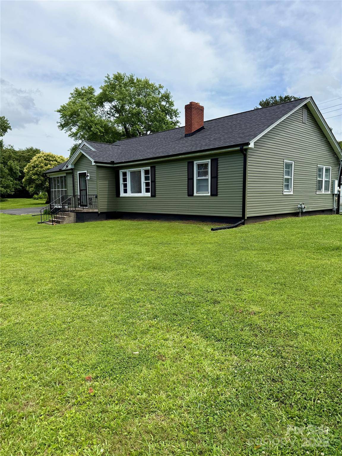 Lawndale, NC 28090,214 E Double Shoals RD