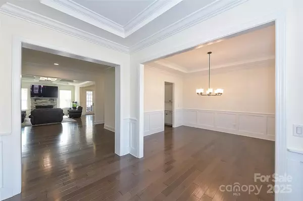 Matthews, NC 28104,809 Brown Creek DR