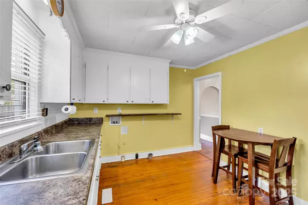 Kannapolis, NC 28083,1415 Midlake RD