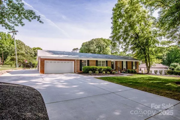 Mooresville, NC 28115,195 Brookfield CIR