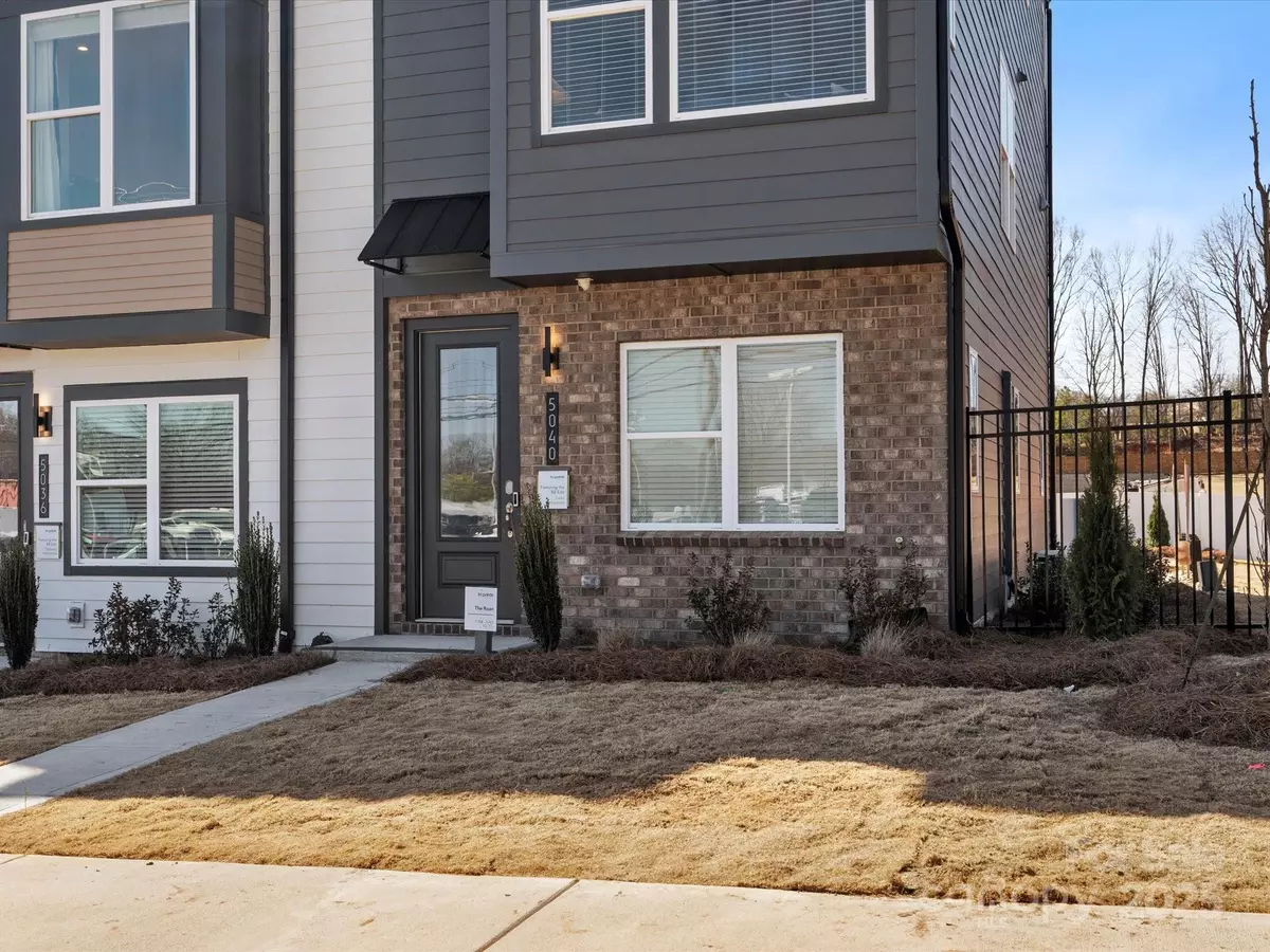 Charlotte, NC 28217,5524 Swaling ST