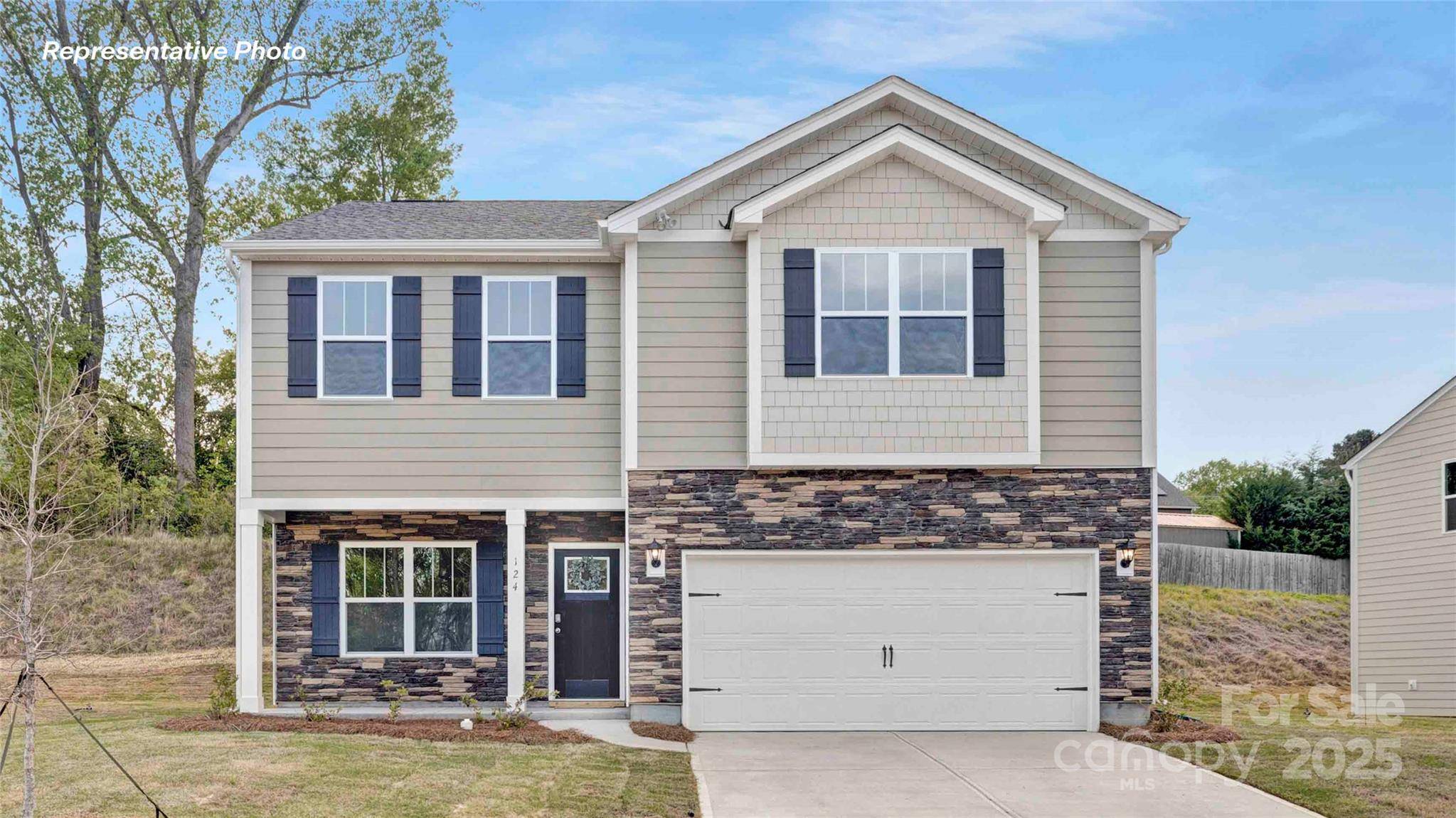 5540 Pamplona WAY, Charlotte, NC 28214