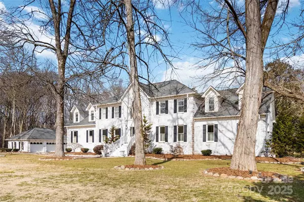 Charlotte, NC 28226,4001 Carmel Acres DR