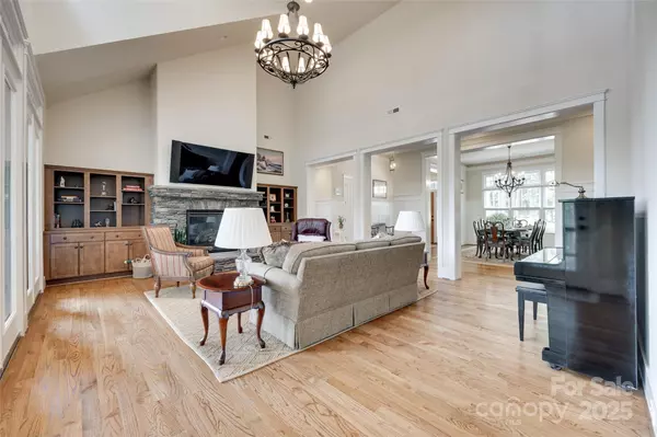 Charlotte, NC 28278,18311 Rosapenny RD
