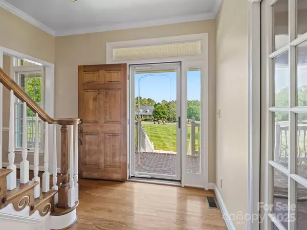 Kannapolis, NC 28081,4628 Dovefield LN