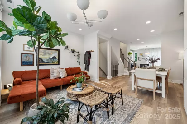 Charlotte, NC 28208,614 West End DR