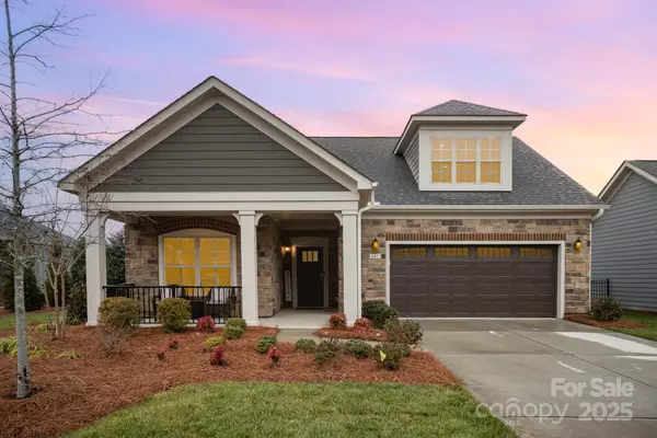 687 Poplar View DR NW, Concord, NC 28027