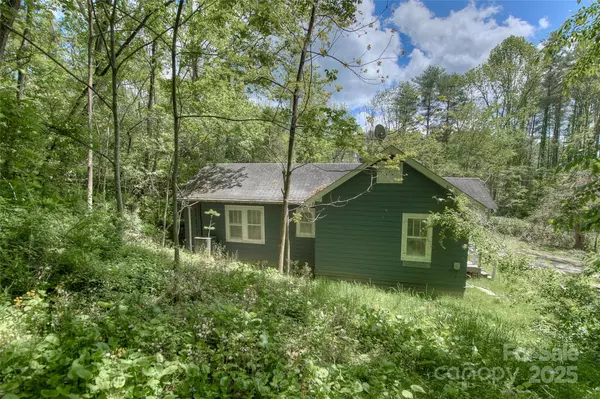 Spruce Pine, NC 28777,161 Highland AVE