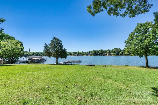 Mooresville, NC 28117,139 Elysian DR
