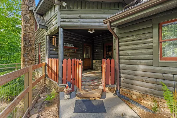 Balsam Grove, NC 28708,214 Hubert Mccall RD