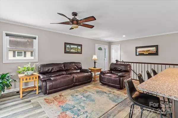 Mooresville, NC 28117,147 Bluewing LN #274