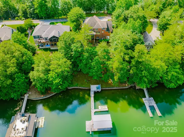 Nebo, NC 28761,357 Lentz Landing LN