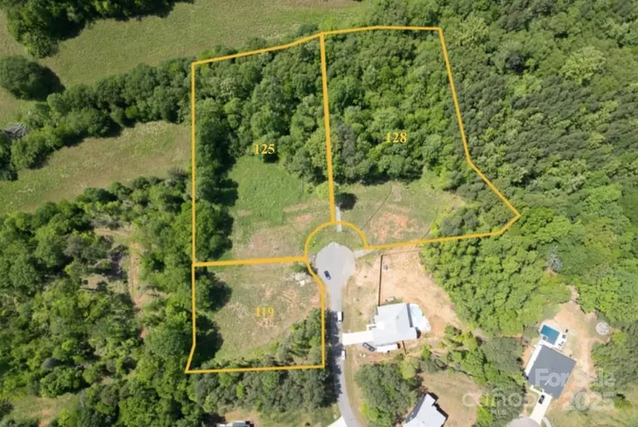 128 Spring View LN, Statesville, NC 28677