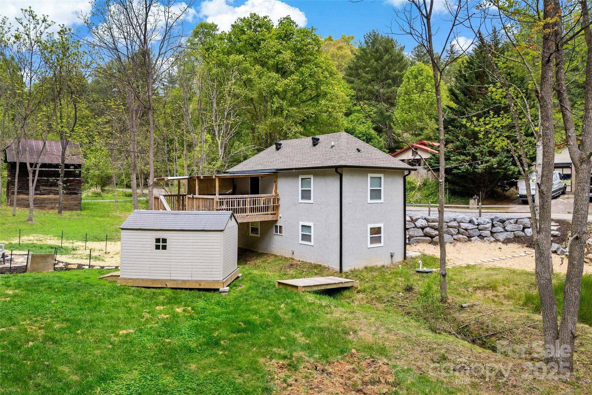 Mars Hill, NC 28754,153 Arrowood Corner RD