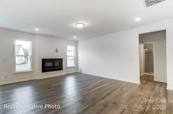 Charlotte, NC 28215,8619 Frank Grier RD