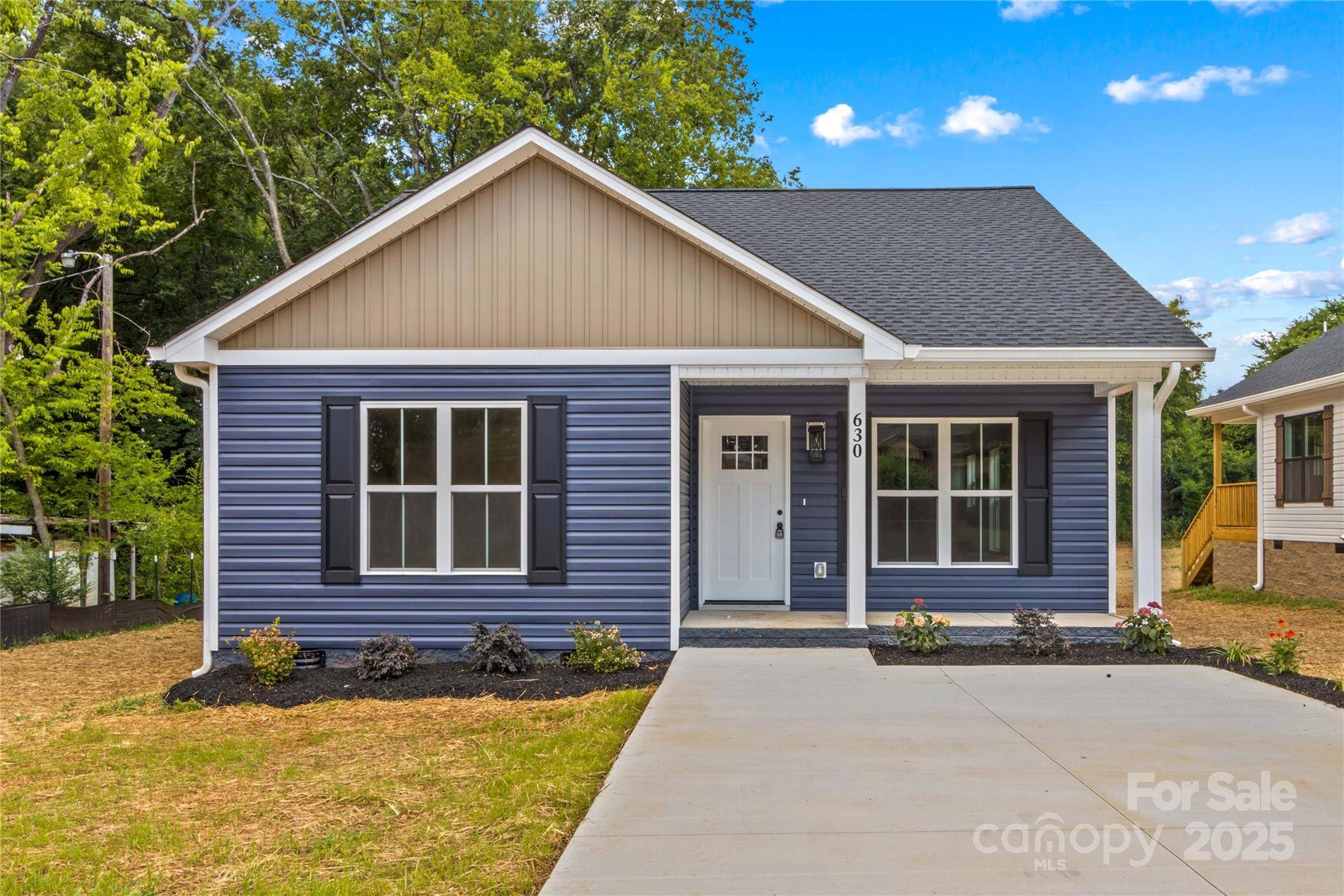 630 W Bell ST, Statesville, NC 28677