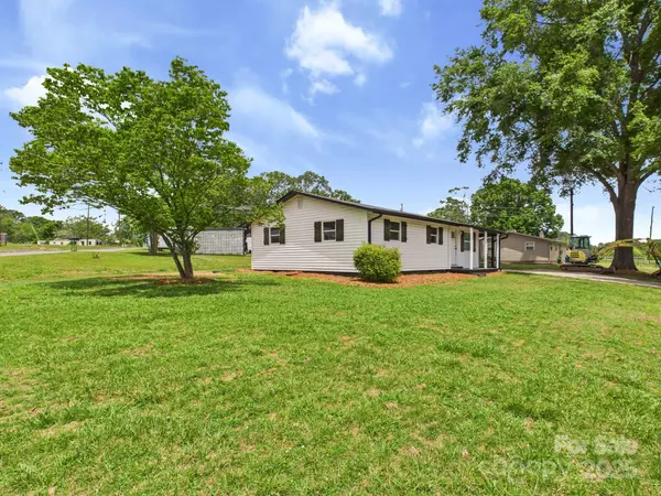 Taylorsville, NC 28681,120 Hepler RD