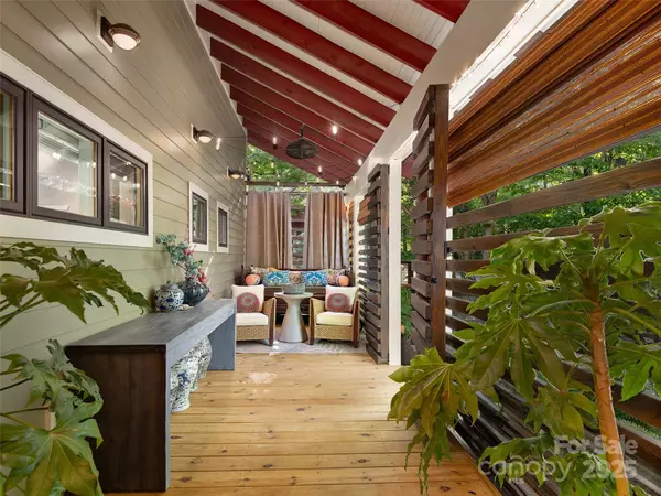 Asheville, NC 28803,11 Kenilworth RD