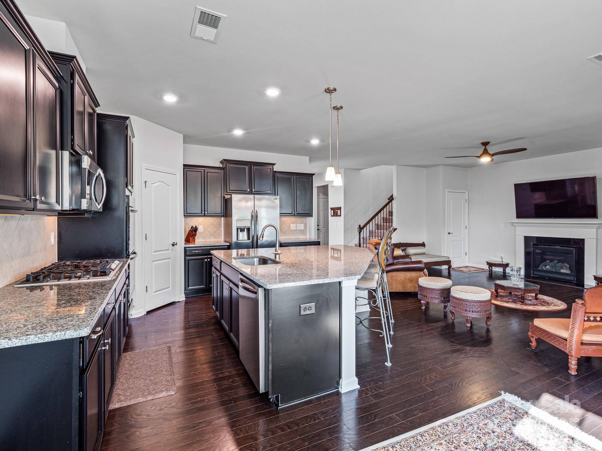 Charlotte, NC 28278,15429 Topanga DR