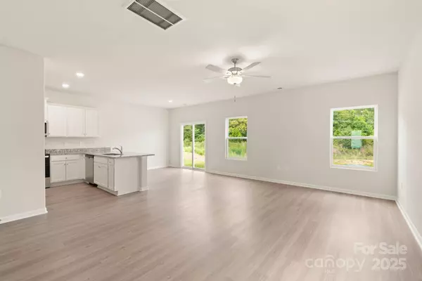 Gastonia, NC 28052,3439 Saddlebred DR