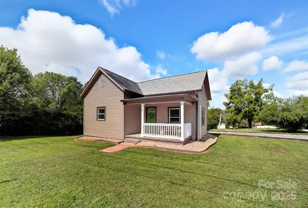 Granite Falls, NC 28630,10 Lake ST