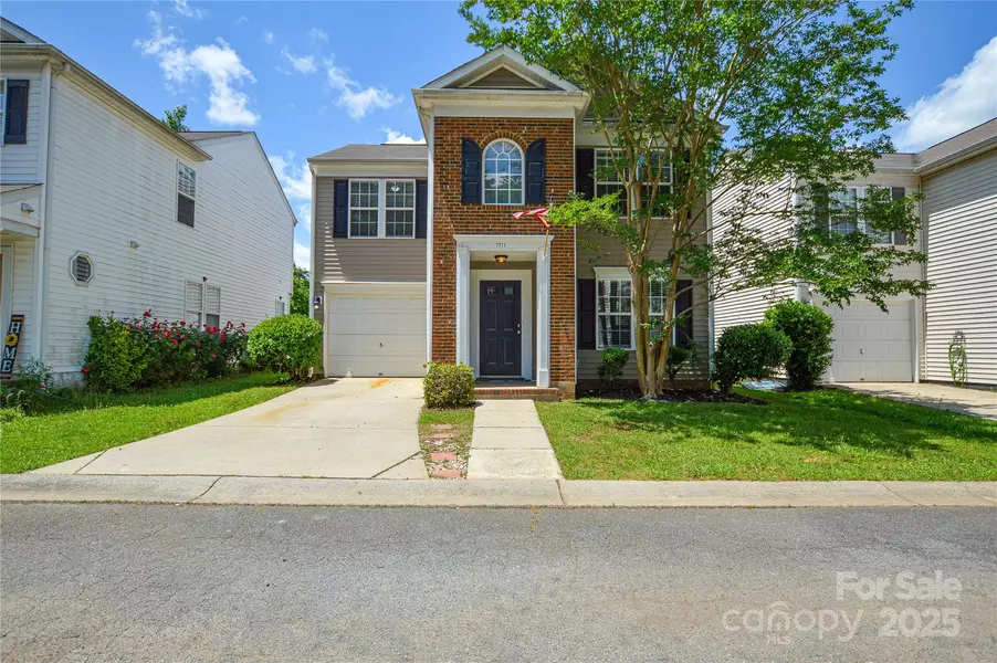 7711 Brisbane CT, Charlotte, NC 28215
