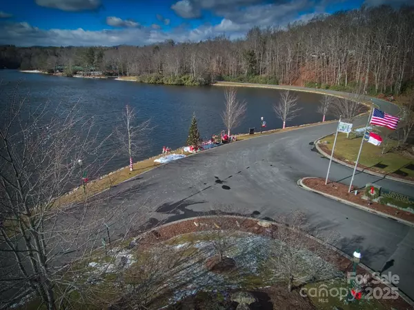 Newland, NC 28657,47 Hornbeam RD #234