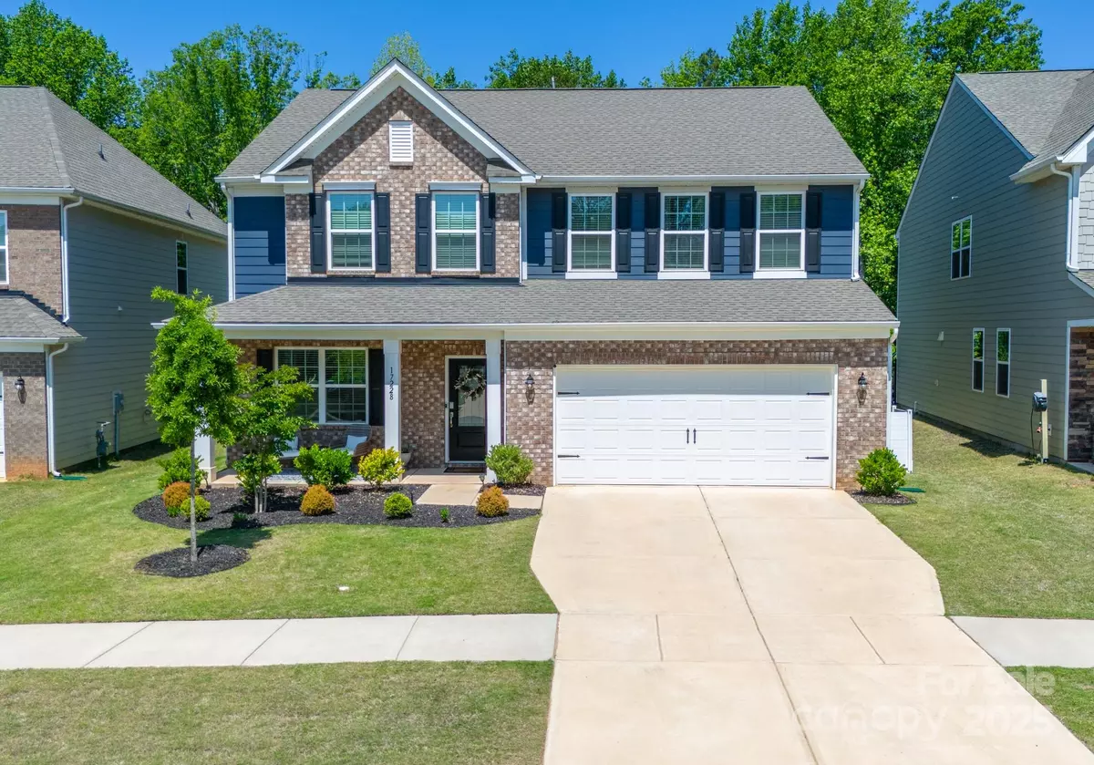Huntersville, NC 28078,17228 River Race DR