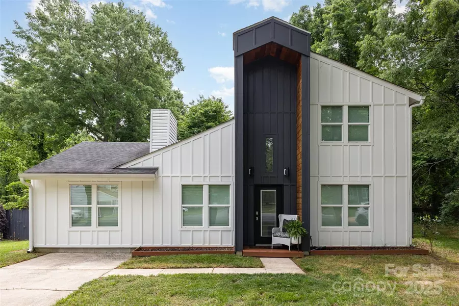 6824 Cortez TRL, Charlotte, NC 28227