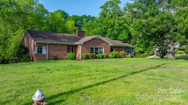 Marion, NC 28752,220 Broad ST