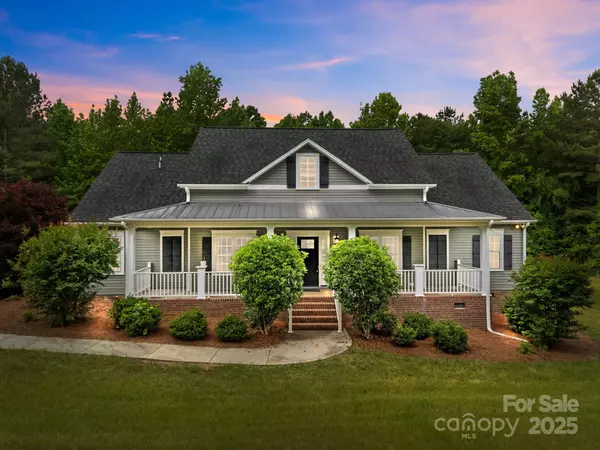 230 Shag Bark LN, Salisbury, NC 28146