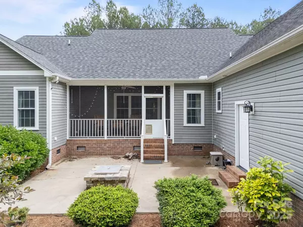 Salisbury, NC 28146,230 Shag Bark LN