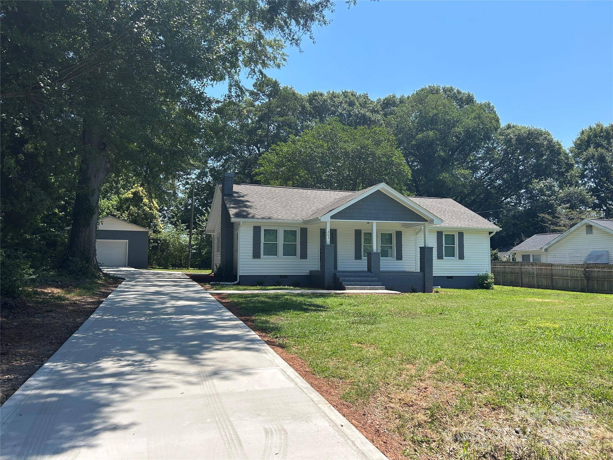 203 Blanche AVE, Belmont, NC 28012