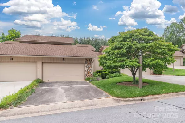 Asheville, NC 28803,111 Clubwood CT
