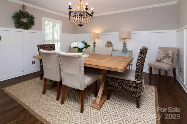 Charlotte, NC 28211,1208 Chausley CT