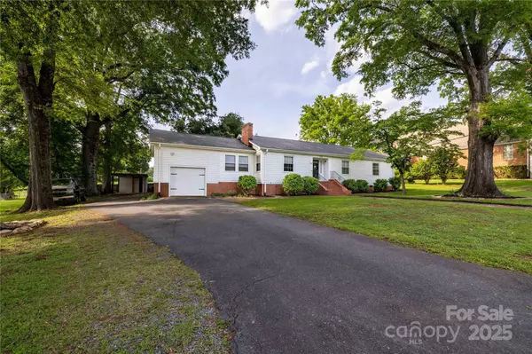 Badin, NC 28009,80 Pine ST