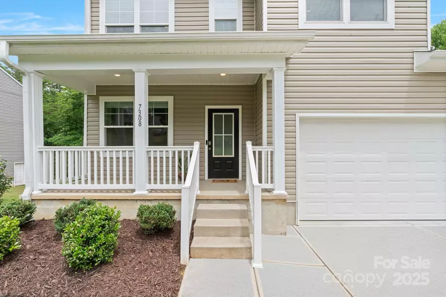 7308 Rothmore ST, Charlotte, NC 28215