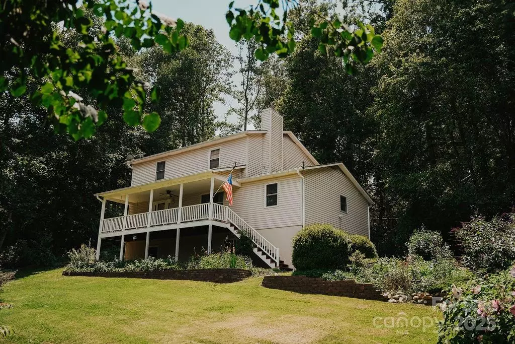 Fairview, NC 28730,26 Morrow DR