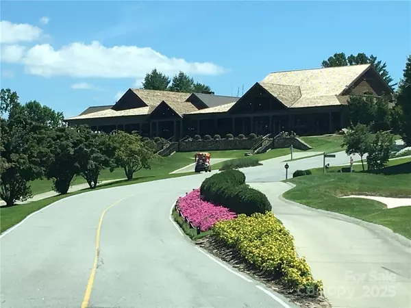 Lake Toxaway, NC 28747,27 Hawk Mountain RD #27