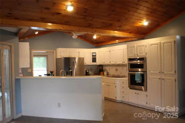 Dallas, NC 28034,1351 Hardin RD