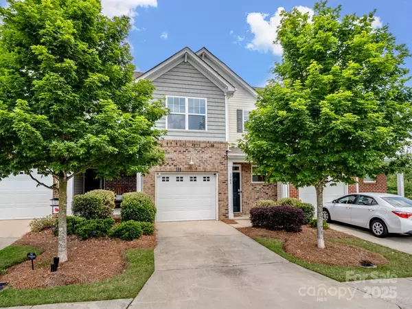 3306 Yarmouth LN, Gastonia, NC 28056