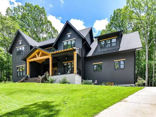 167 Greenbay RD, Mooresville, NC 28117