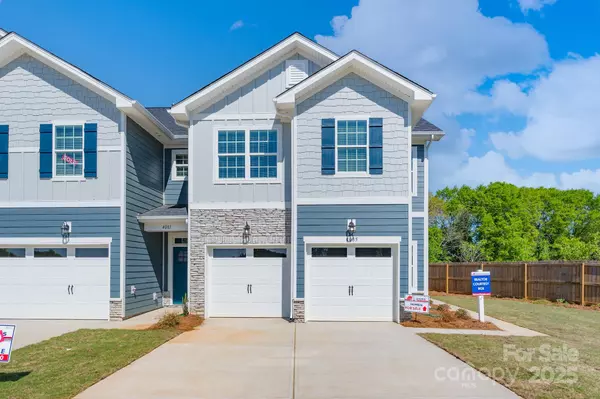 Gastonia, NC 28056,4045 Port Richmond AVE #10